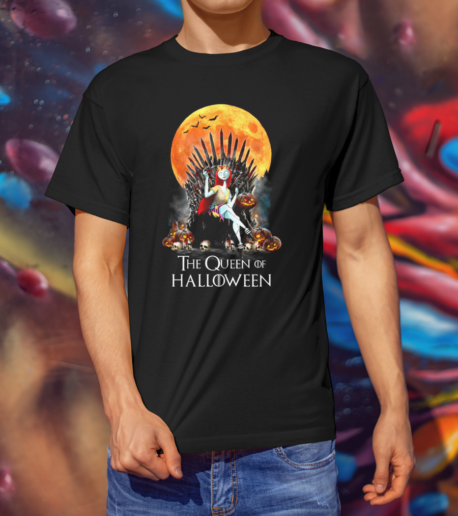 The Queen Of Halloween Throne With Pumpkins And Full Moon T-Shirt