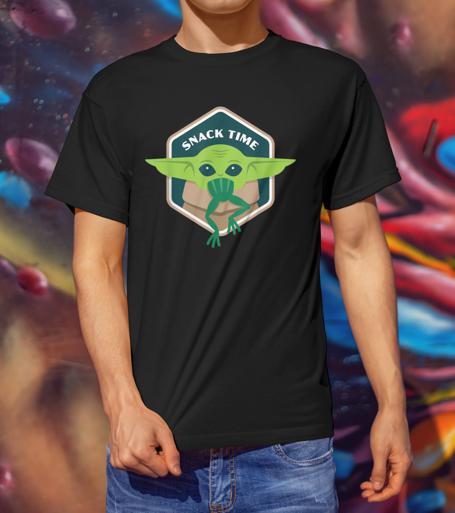 Star Wars The Mandalorian Snack Time The Child Eating Frog T-Shirt