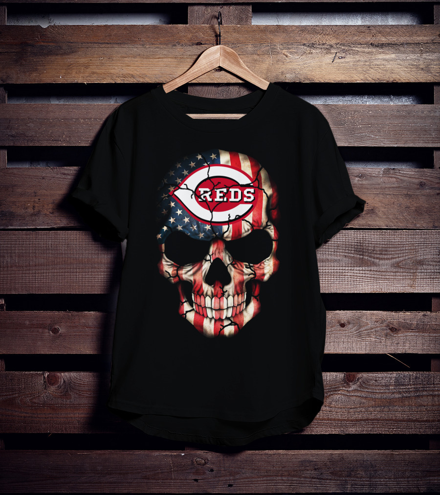 Reds American Flag Skull T-Shirt
