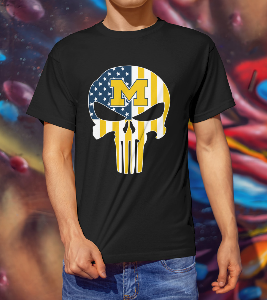 Michigan Wolverines M Logo Skull American Flag T-Shirt