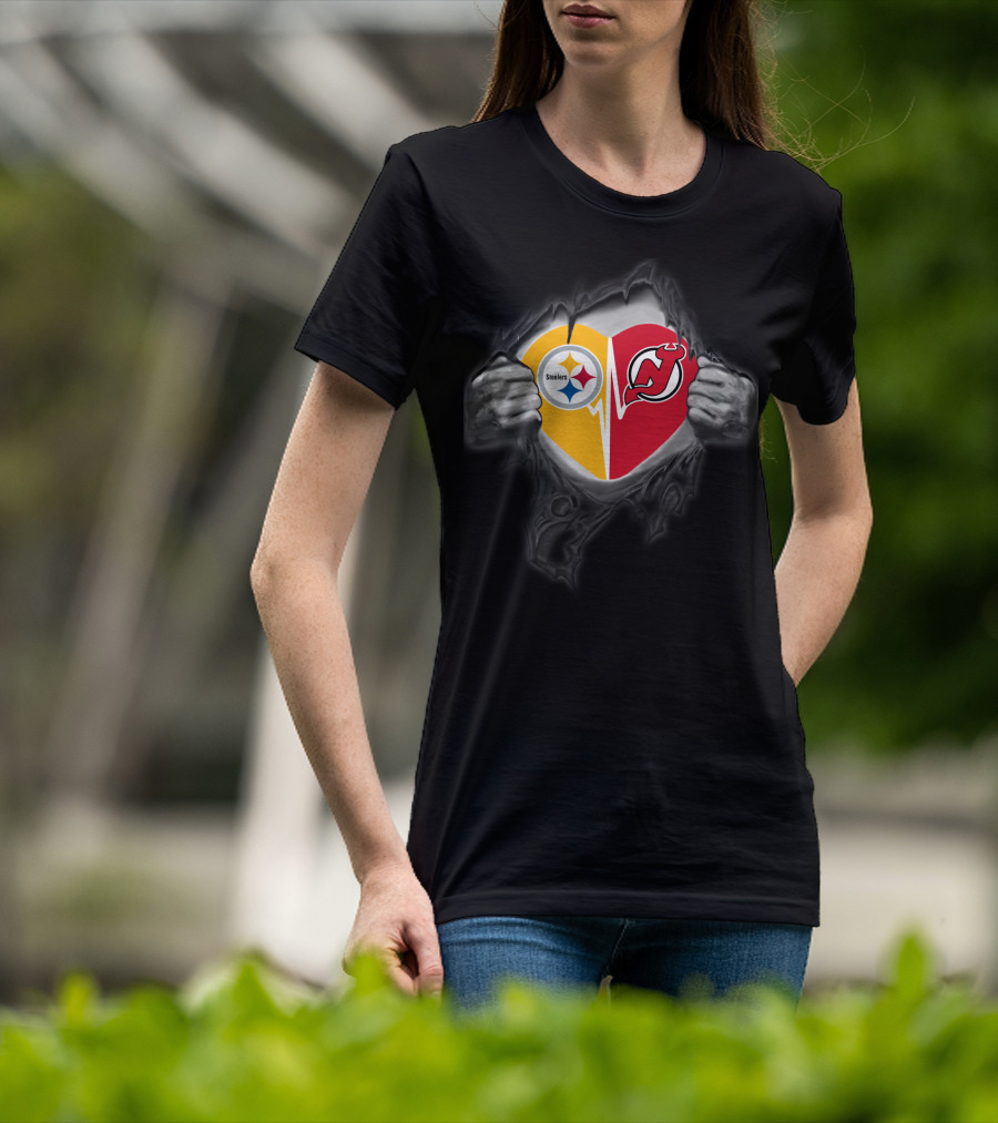 Steelers New Jersey Devils Heart Logo Fan Tribute T-Shirt