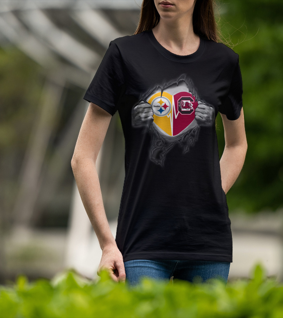 Steelers And South Carolina Gamecocks Heart Design With Ripped Hands Effect T-Shirt