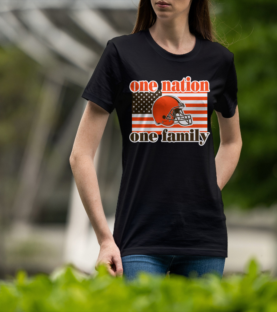 One Nation One Family Cleveland Browns Helmet Flag T-Shirt