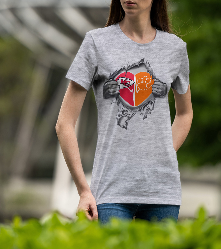 Kansas City Chiefs Clemson Tigers Heart Fusion T-Shirt