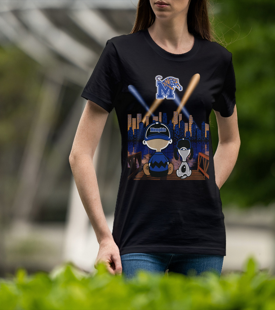 Memphis Tigers Skyline Night With Fans And Mascot Scene T-Shirt