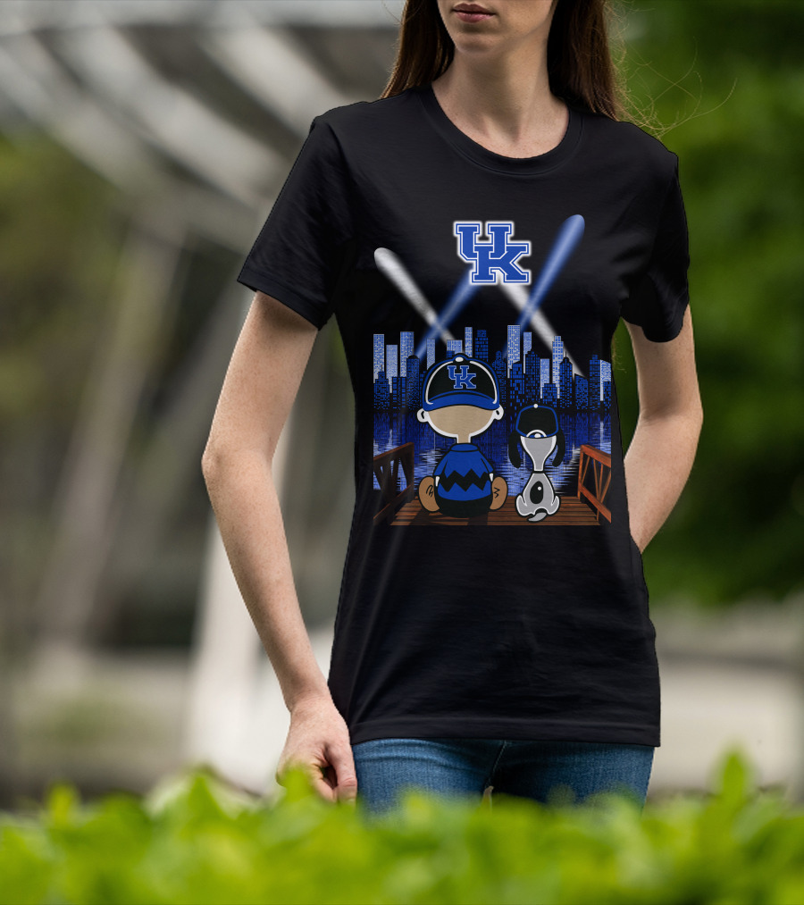Uk Wildcats Nighttime Cityscape With Cartoon Characters T-Shirt
