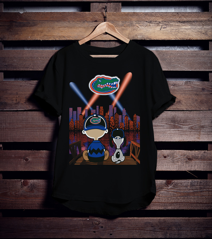 Florida Gators Cityscape At Night With Mascot And Skyline T-Shirt