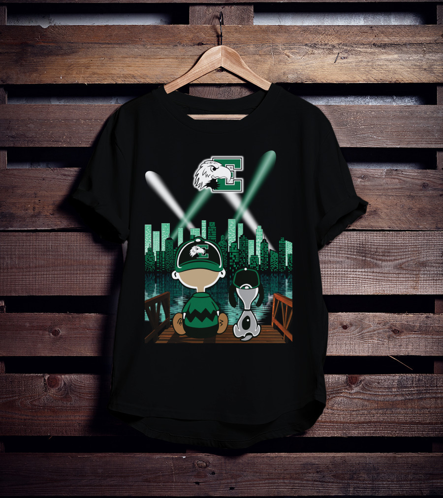 Eastern Michigan Eagles '77 City Skyline At Night With Mascot And Dog T-Shirt