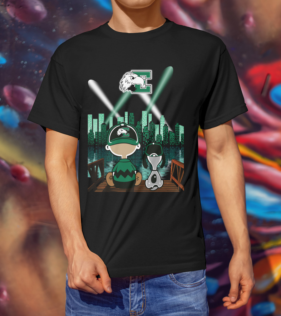 Eastern Michigan Eagles '77 City Skyline At Night With Mascot And Dog T-Shirt