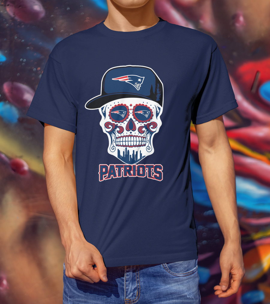 Patriots Skull Logo With Hat And City Skyline T-Shirt