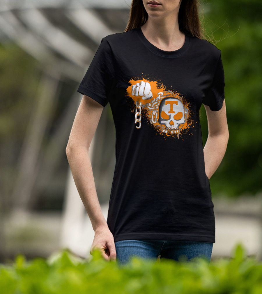 Tennessee Volunteers Skull T Logo Chain Fist Orange Splatter T-Shirt