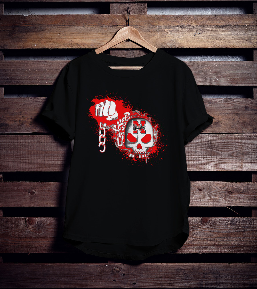 Nebraska Cornhuskers Skull With Chains And Fist T-Shirt
