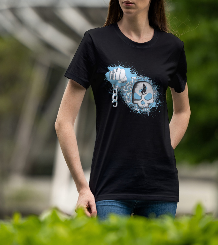 Fist Breaking Chains With Skull And Minnesota United Fc T-Shirt