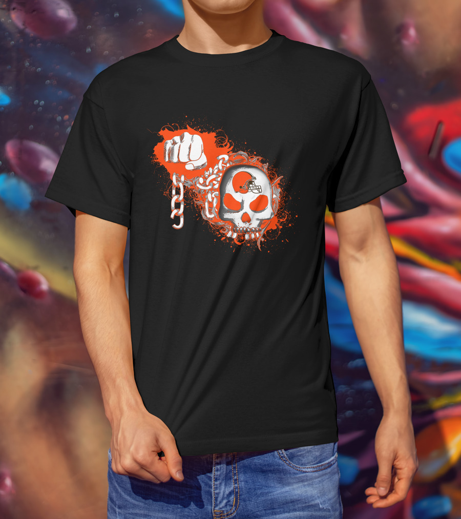 Cleveland Browns Skull Helmet Fist Chains T-Shirt