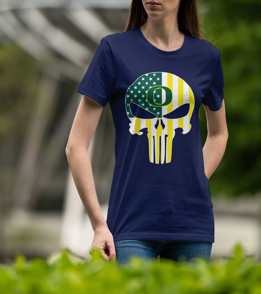 Oregon Ducks Punisher Skull American Flag T-Shirt