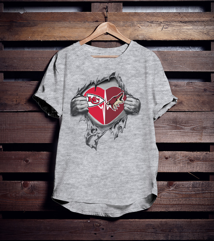 Chiefs Arizona Coyotes Heartbeat Loyalty Chiefs Arizona Coyotes T-Shirt