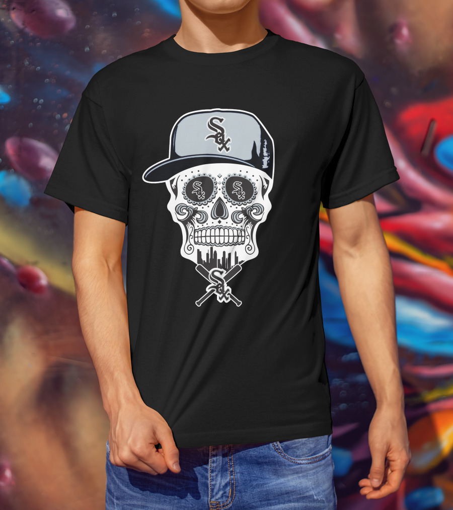 Chicago White Sox Skull With Cap And Crossed Bats T-Shirt