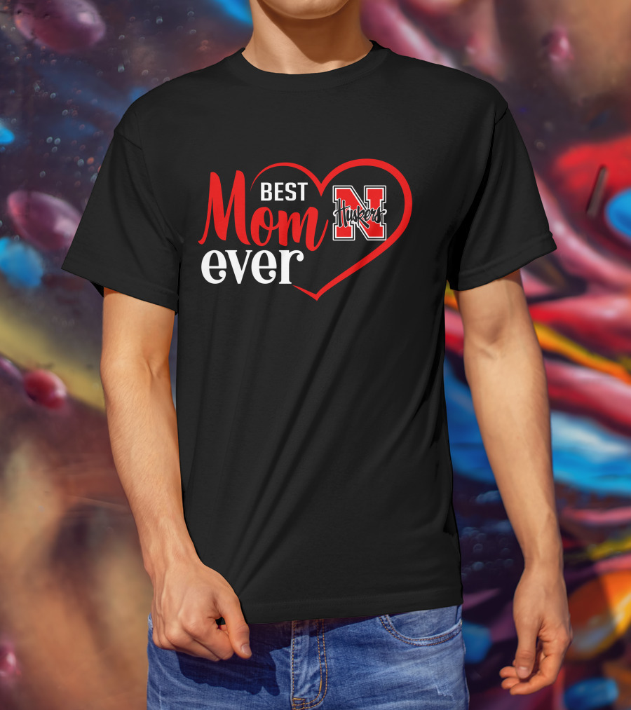 Nebraska Cornhuskers Best Mom Ever Heart T-Shirt