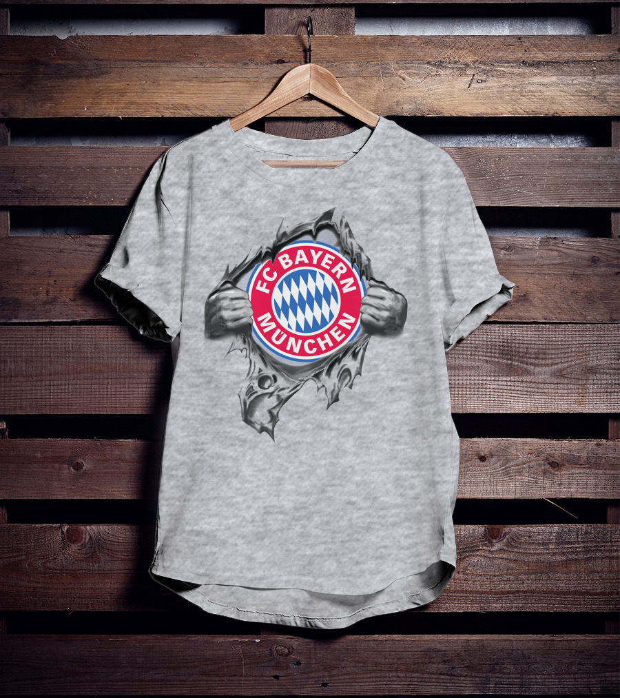 Fc Bayern München Super Fan Crest T-Shirt