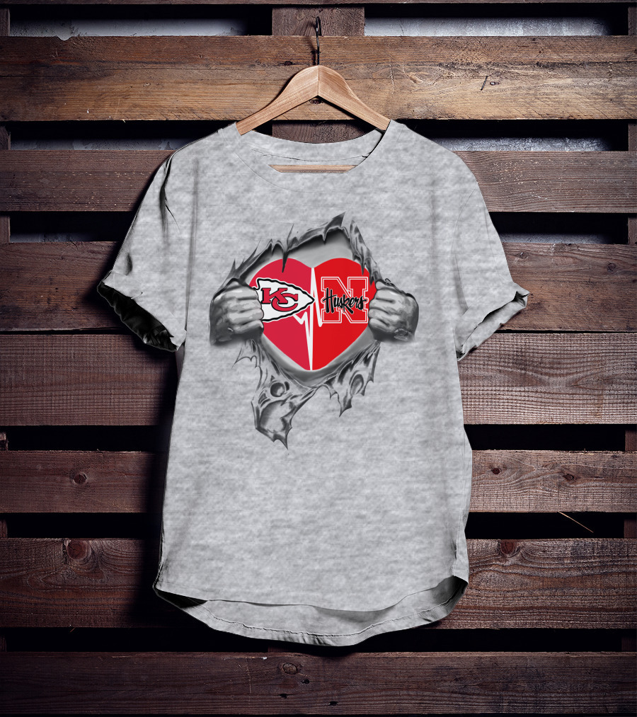 Chiefs And Nebraska Cornhuskers Heart T-Shirt