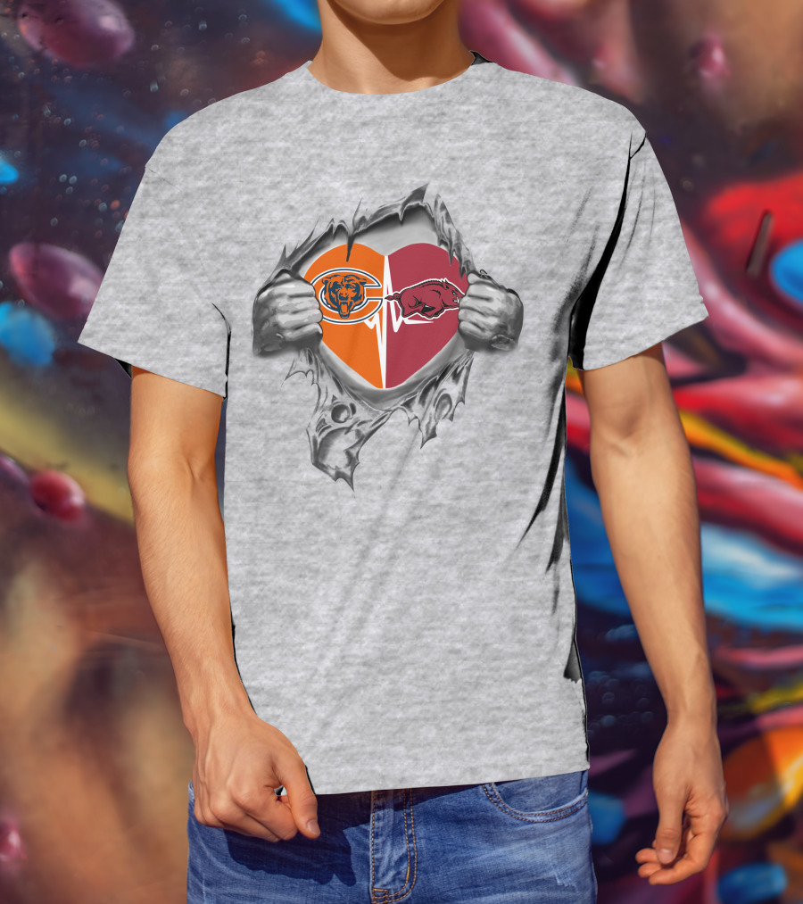 Bears Arkansas Razorbacks Heart Symbol With Torn Hands T-Shirt
