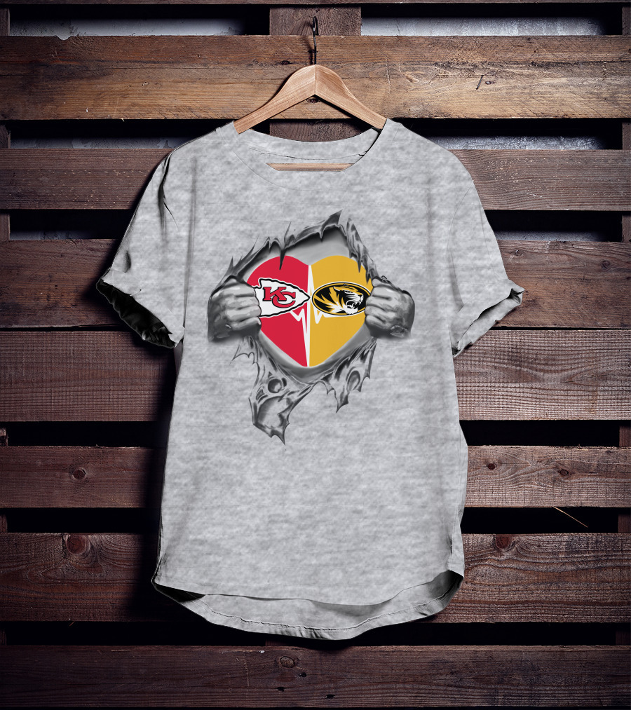 Kansas City Chiefs And Missouri Tigers Heart Design 108 Chiefs It's In My Heart T-Shirt