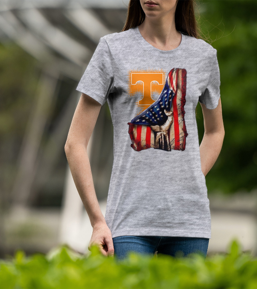 Tennessee Volunteers T Logo American Flag Fist T-Shirt