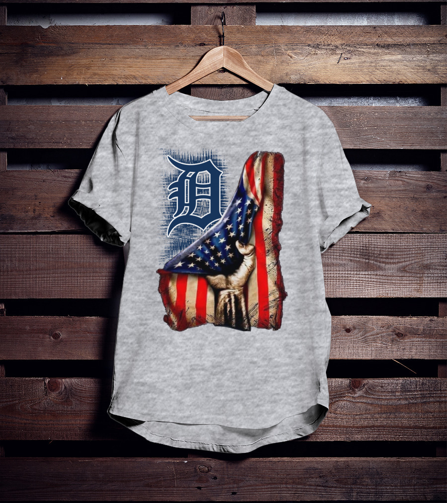 Detroit Tigers American Flag Patriotic Design 230 T-Shirt