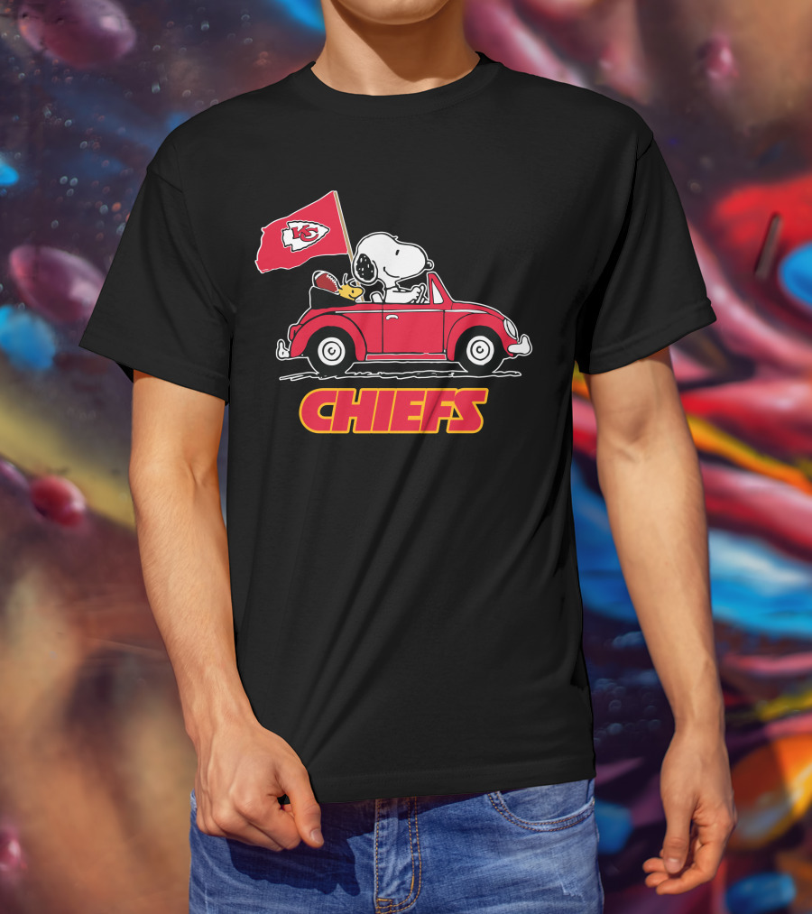 Chiefs Snoopy Driving With Kansas City Flag T-Shirt