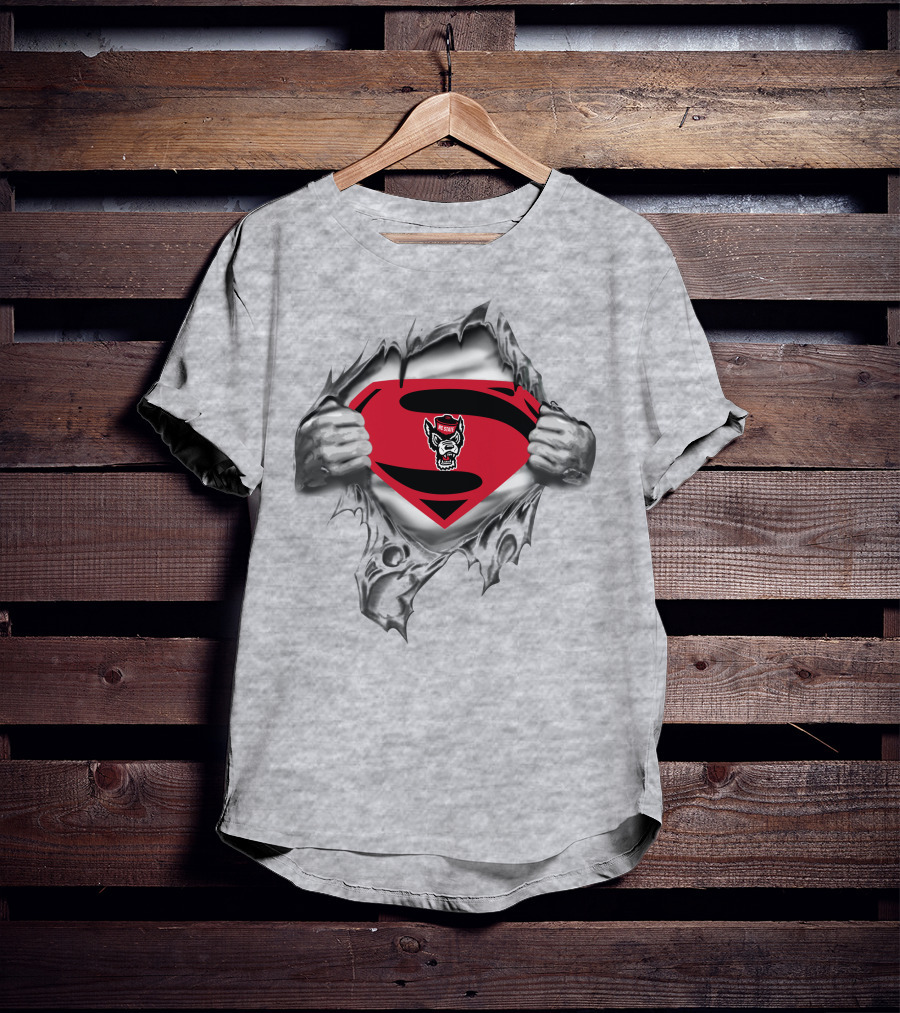 283 NC State Wolfpack Superman Logo Rip T-Shirt