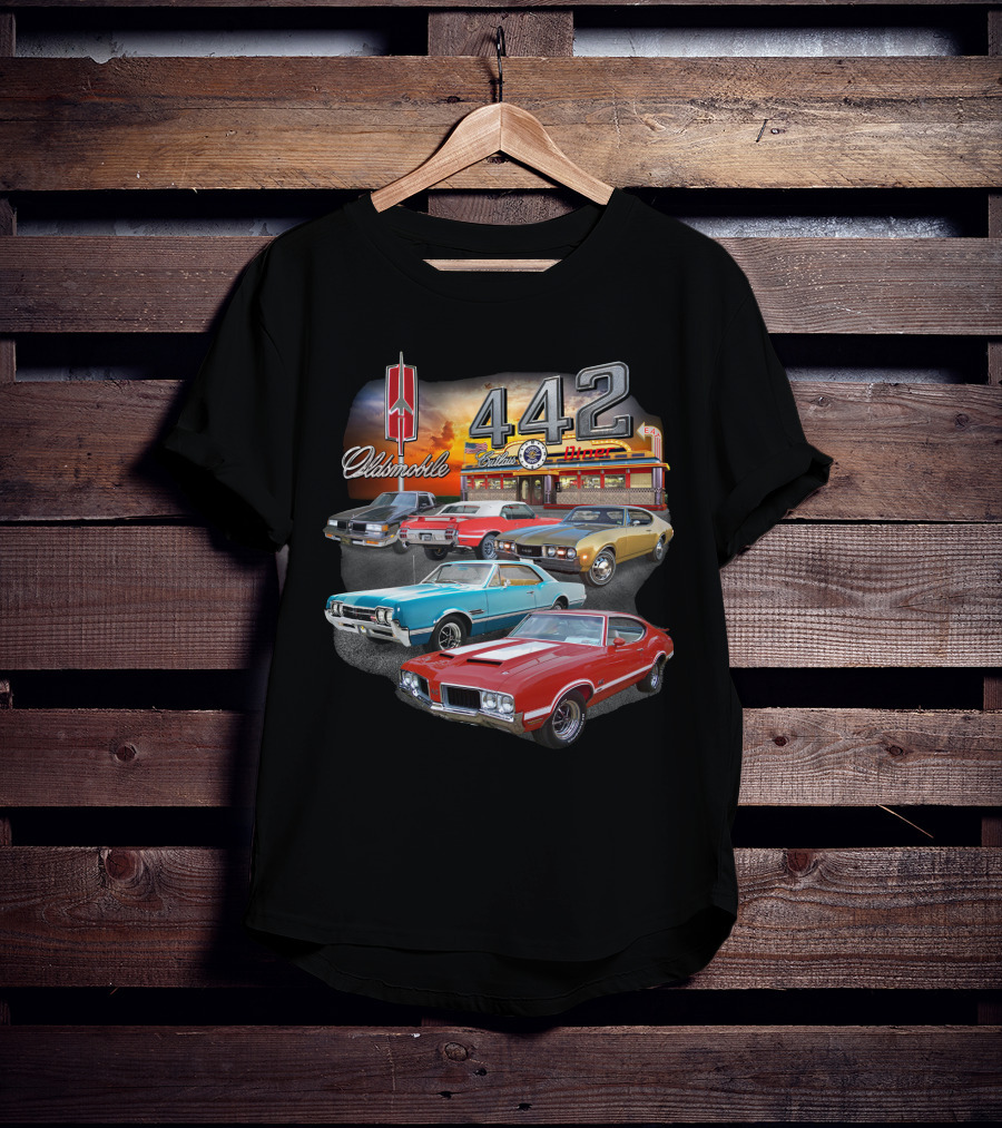 Oldsmobile 442 Classic Cars At The Diner T-Shirt