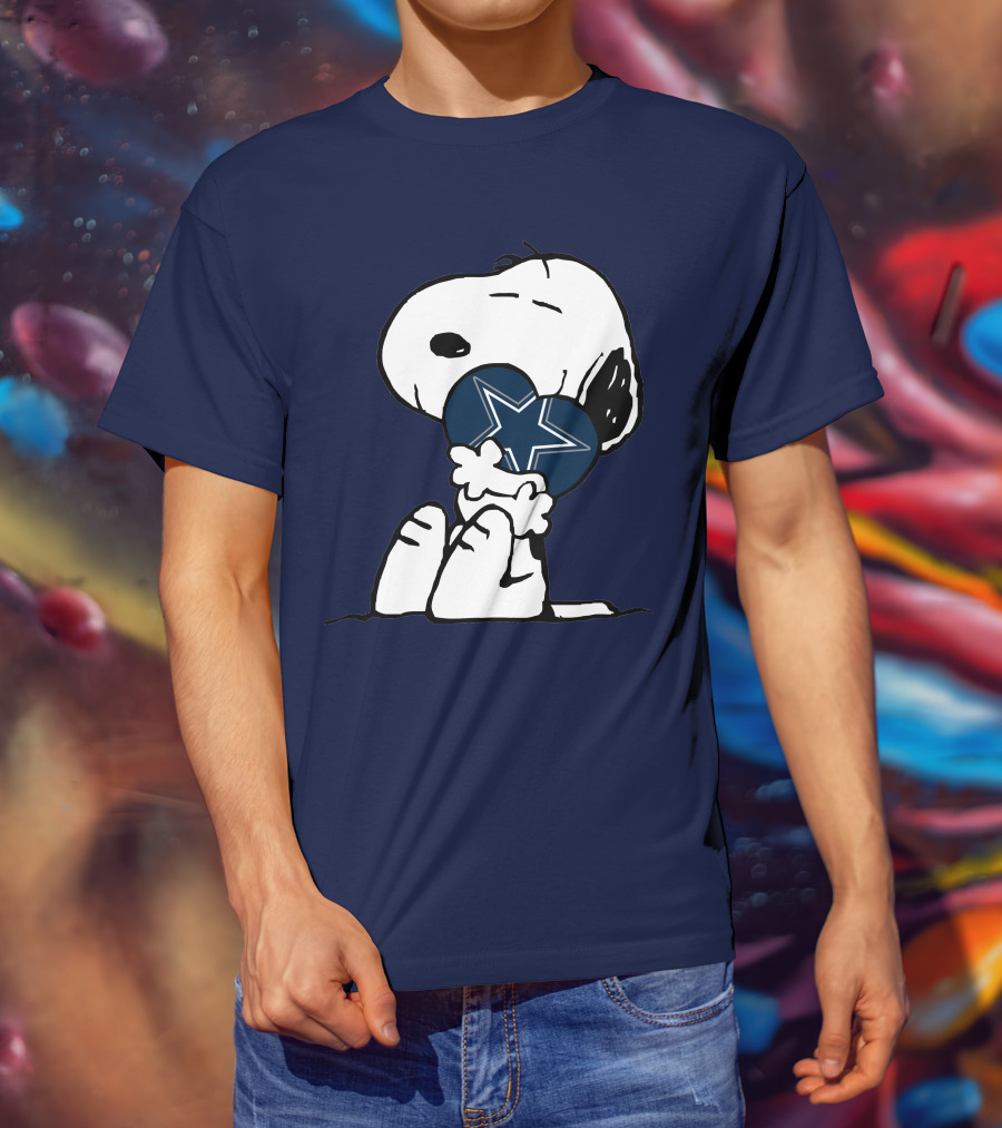 Snoopy Holding Dallas Cowboys Star T-Shirt