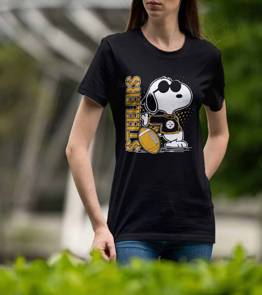 Steelers Snoopy Football Team T-Shirt