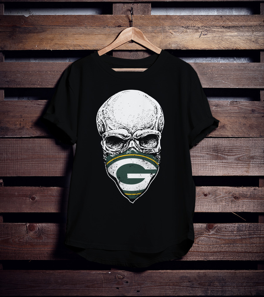 Green Bay Packers Skull Logo Face Mask T-Shirt