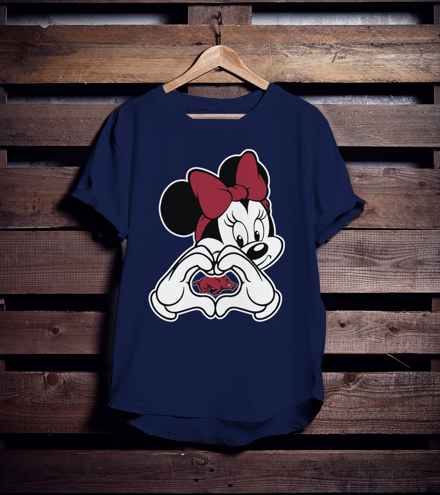 Arkansas Razorbacks Mickey Mouse Heart Hands T-Shirt