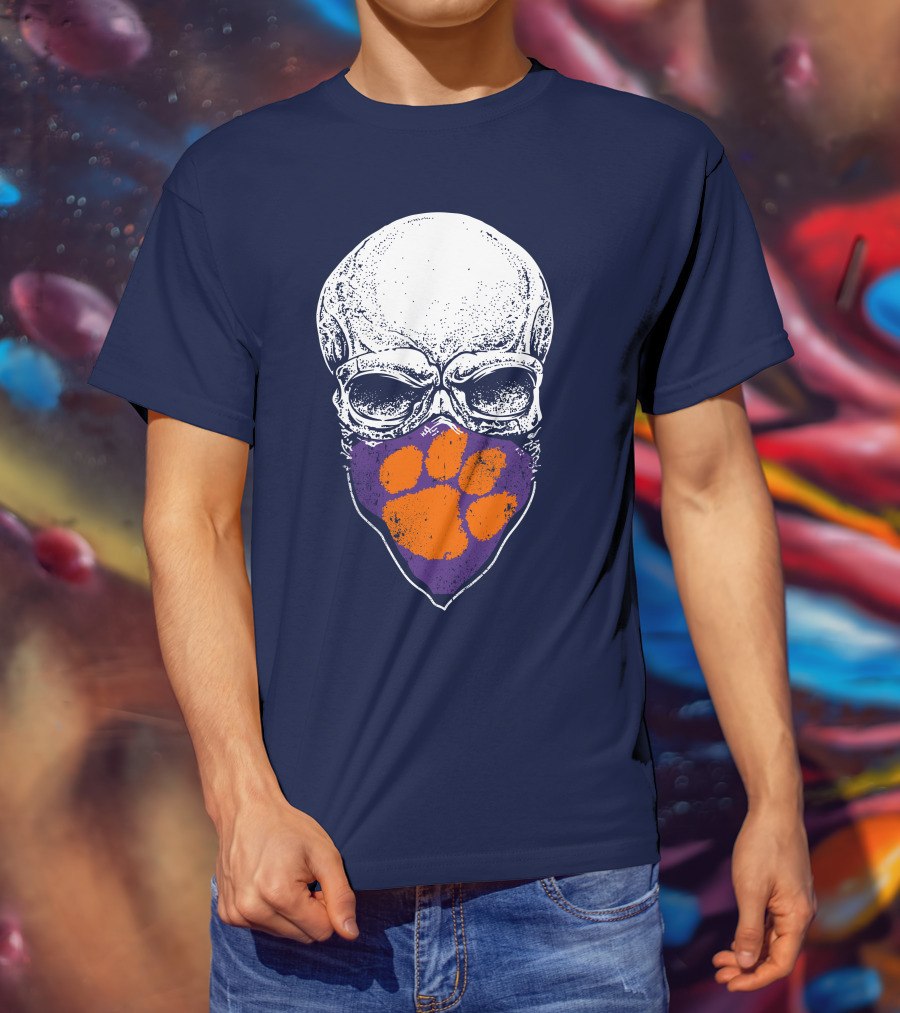 Clemson Tigers Skull With Paw Print Bandana T-Shirt
