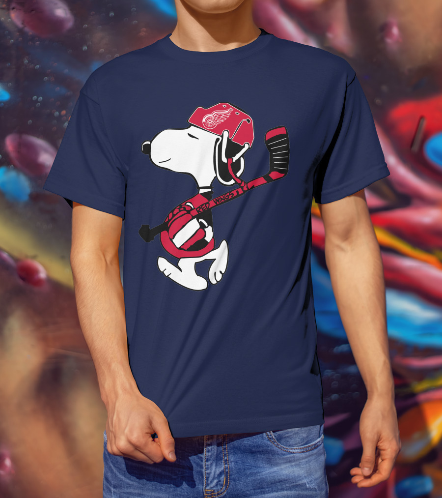 Snoopy Detroit Red Wings Hockey Enthusiast T-Shirt