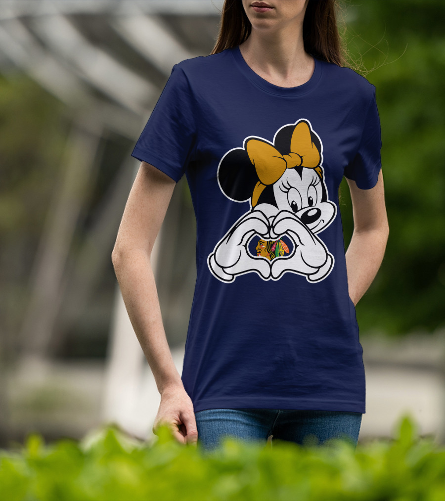 Minnie Mouse Heart Hands Chicago Blackhawks T-Shirt