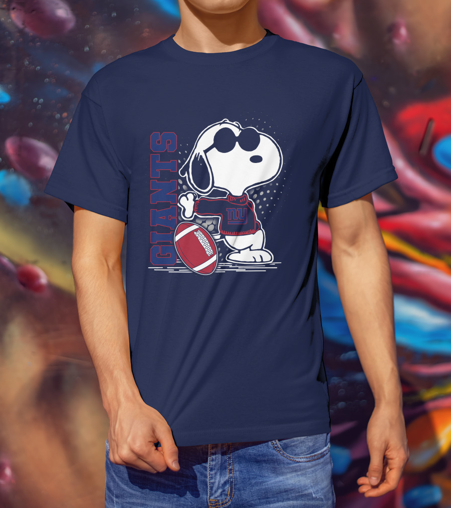 New York Giants Snoopy Football Player Fun Fanwear T-Shirt