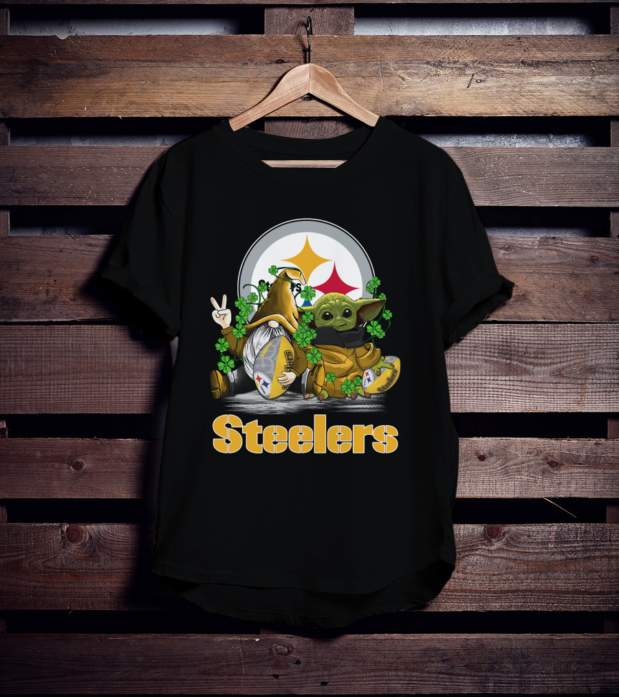 Steelers Shamrock Gnome And Green Alien Football T-Shirt