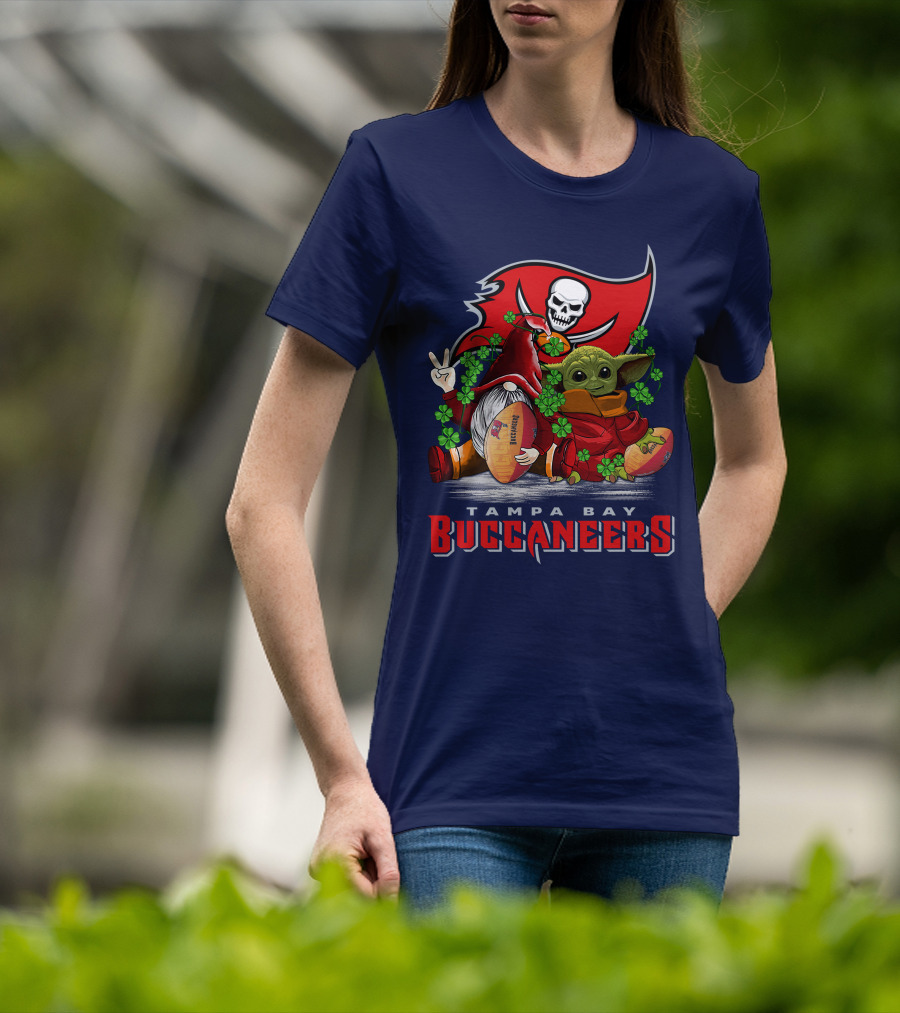 Tampa Bay Buccaneers Gnome And Baby Alien Football Peace T-Shirt