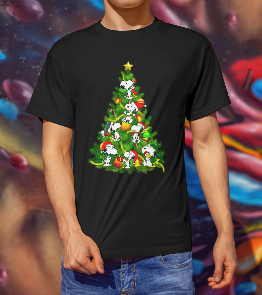 Snoopy Christmas Tree With Santa Hats And Gifts T-Shirt