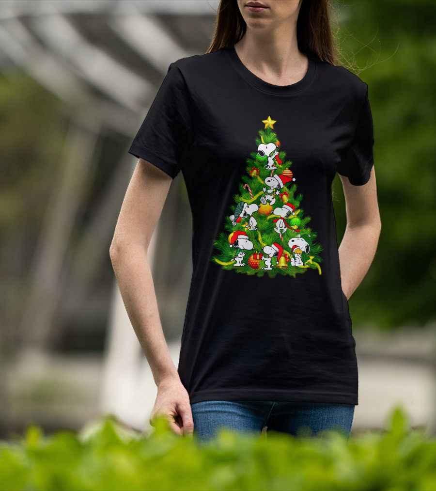 Snoopy Christmas Tree With Santa Hats And Gifts T-Shirt