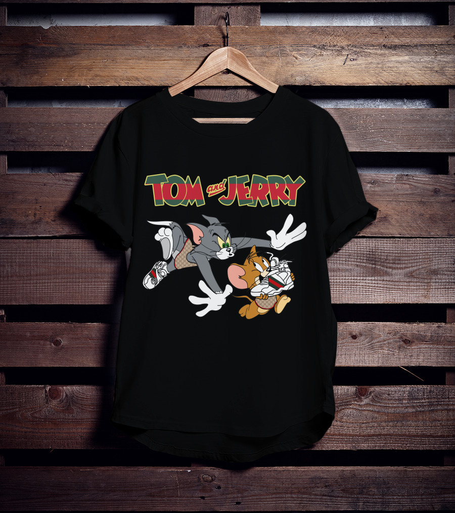 Tom And Jerry Classic Cartoon Chase T-Shirt