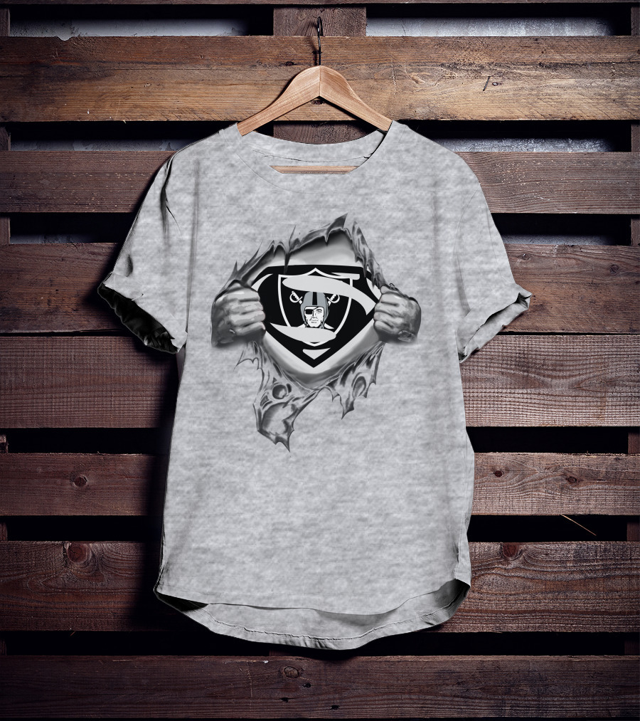 Oakland Raiders Superman Logo Shield Burst T-Shirt