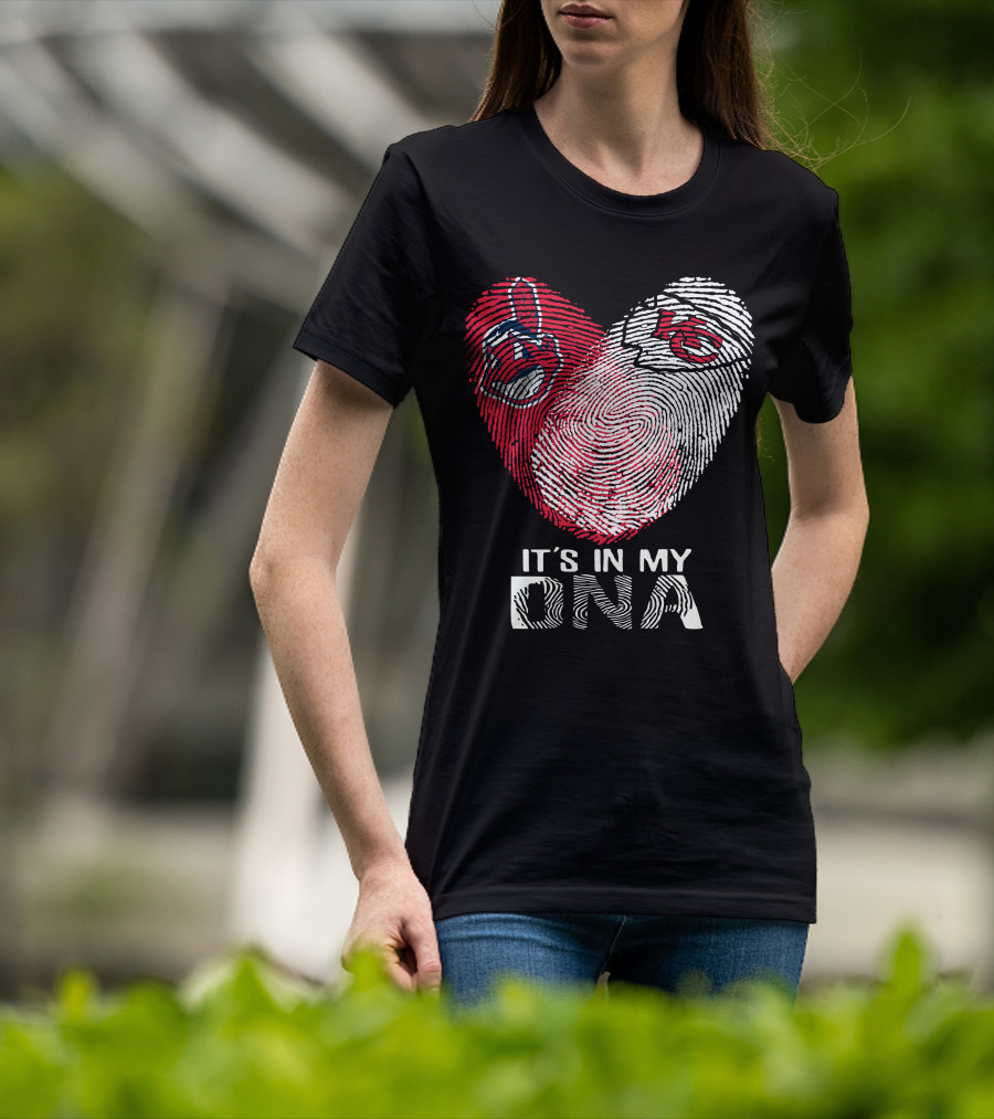 It's In My DNA Cleveland Indians Chiefs Fingerprint Heart T-Shirt