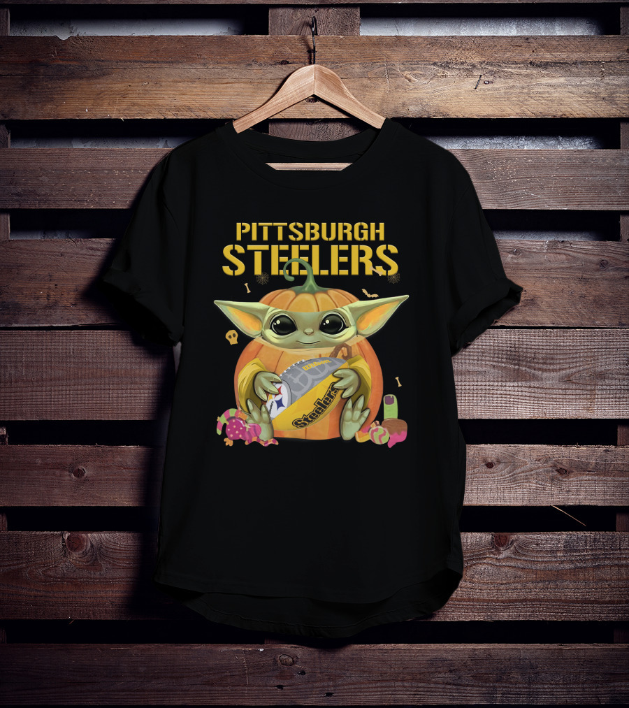 Pittsburgh Steelers Yoda Football Pumpkin Halloween Candy T-Shirt