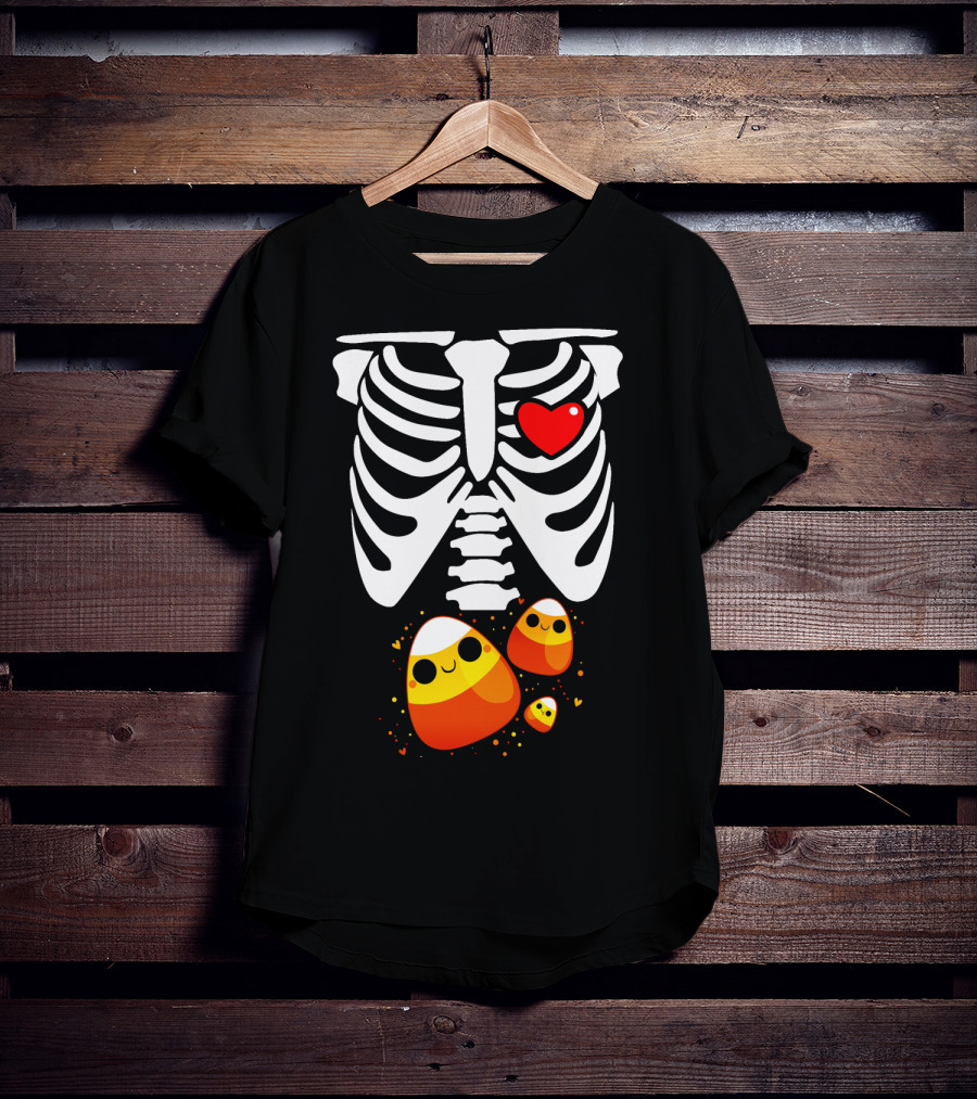 Skeleton Ribs Heart With Cute Candy Corn Halloween Food T-Shirt