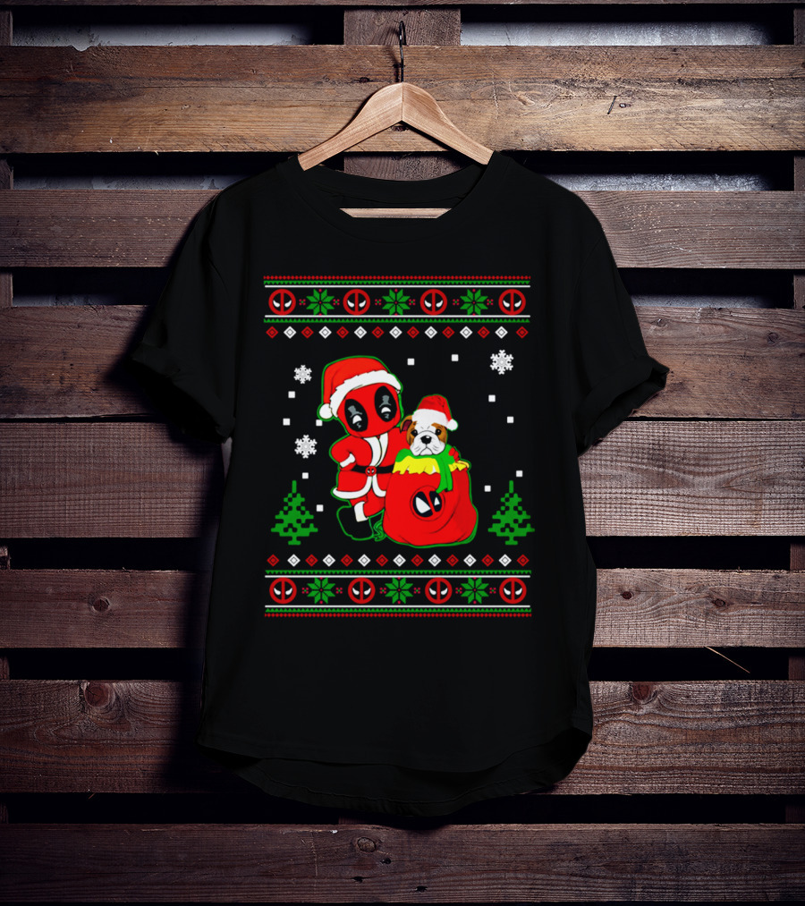 Deadpool Bulldog Christmas Santa Ugly Sweater Snowflakes Trees T-Shirt