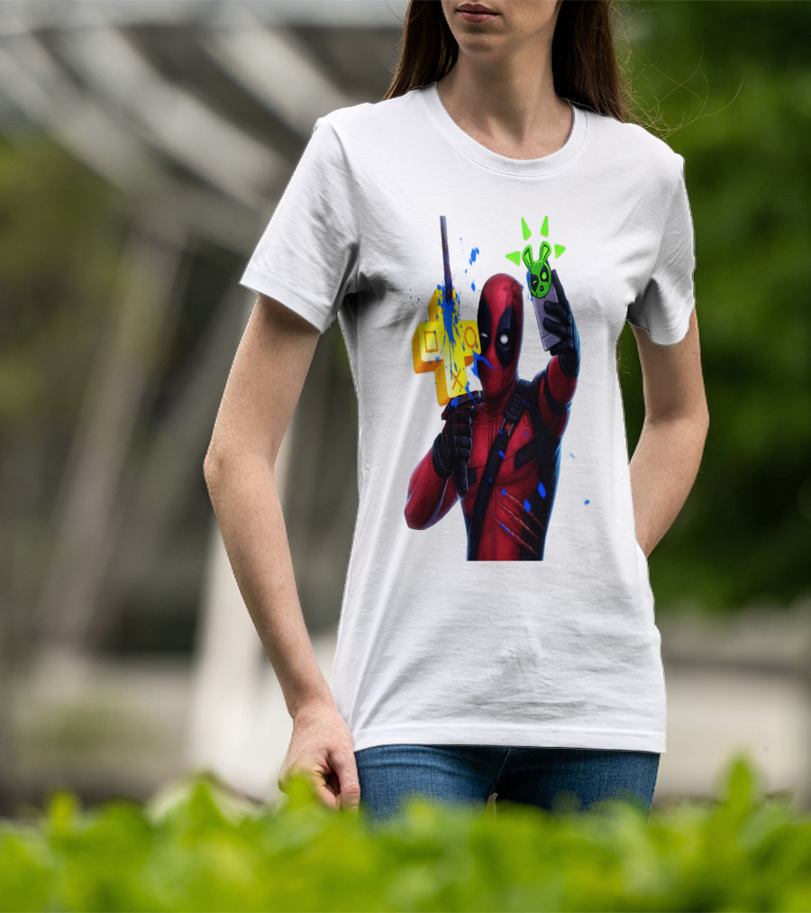 Deadpool Videogame Gamer Selfie With Iconic Controller And Green Bomb Symbols T-Shirt